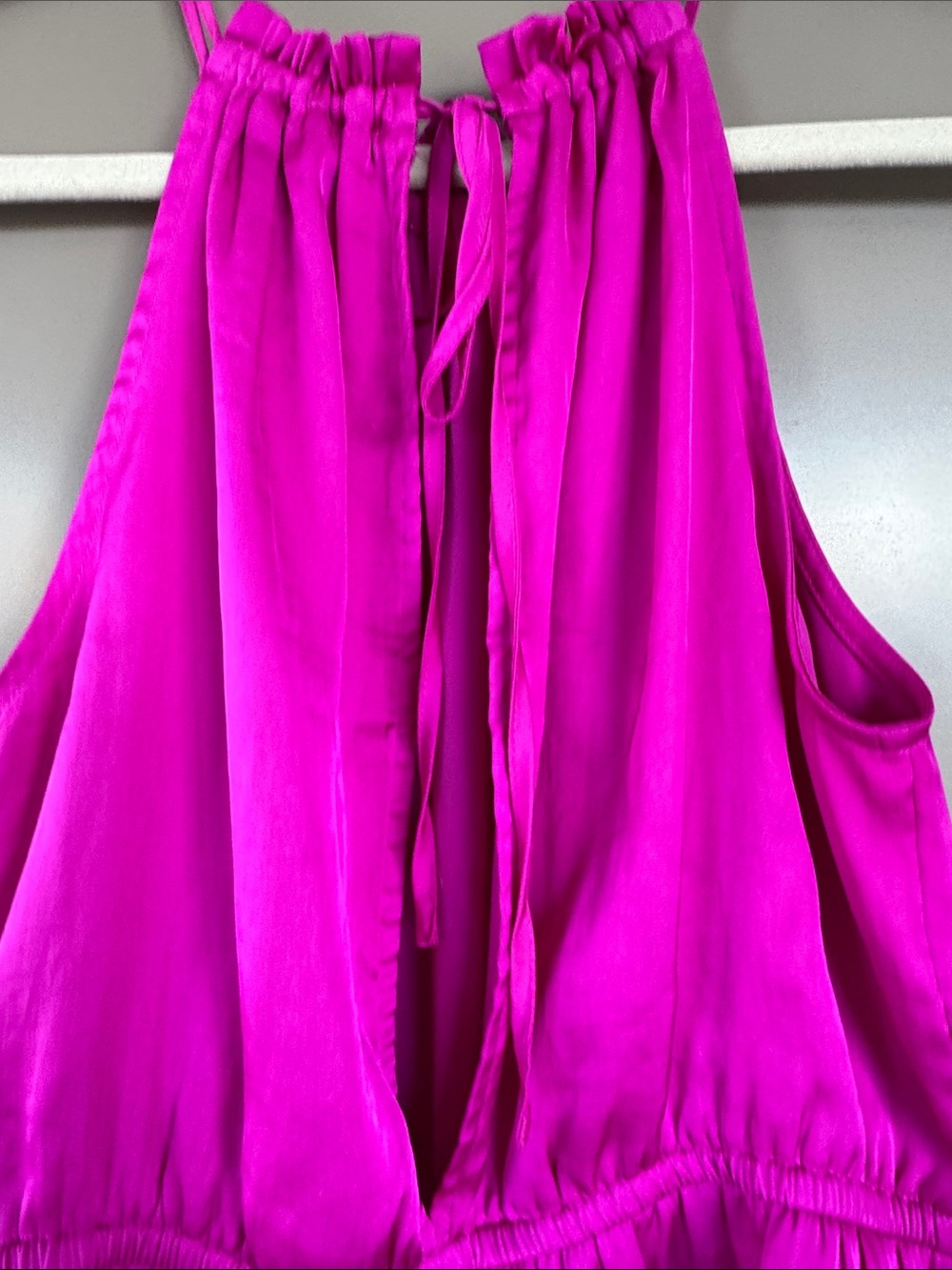 Express Pink Magenta Ruffled Neck Tank Top Open Back Size Small - Picture 8 of 13